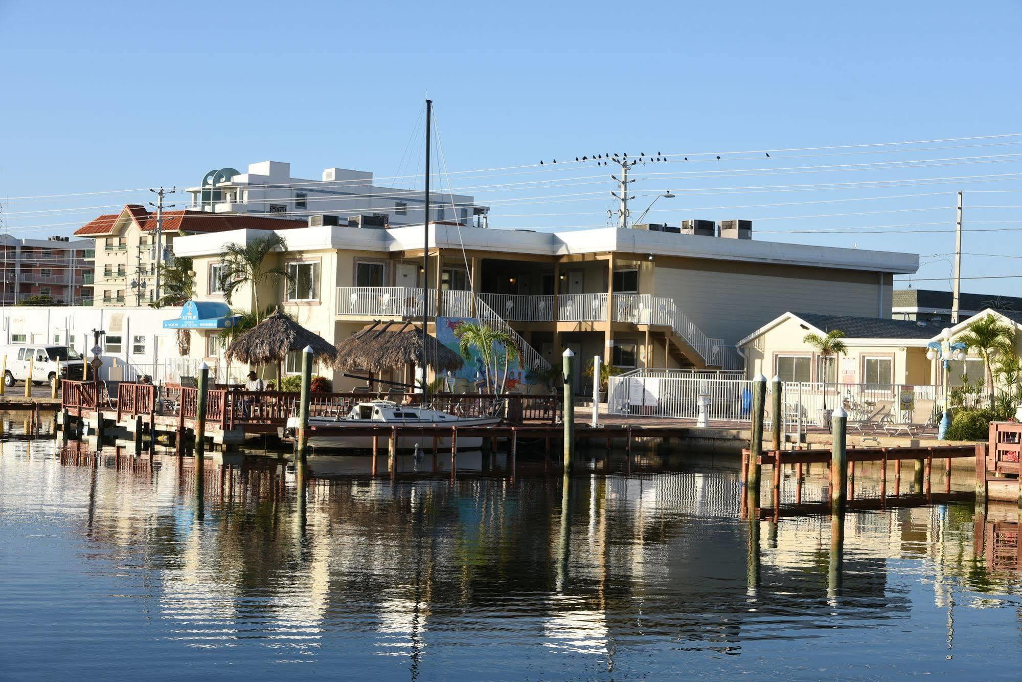 Bay Palms Waterfront Resort - Hotel And Marina เซนต์พีทบีช ภายนอก รูปภาพ